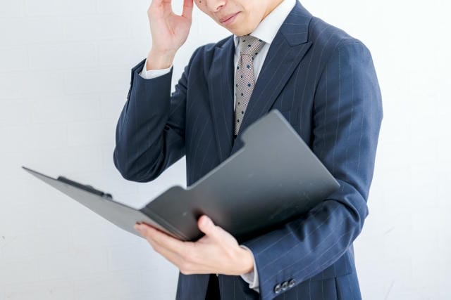 初任給ランキング上位銀行が秘める成長と革新の真実